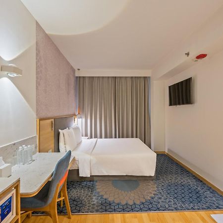 Holiday Inn Express Bengaluru Whitefield Itpl By Ihg Kültér fotó