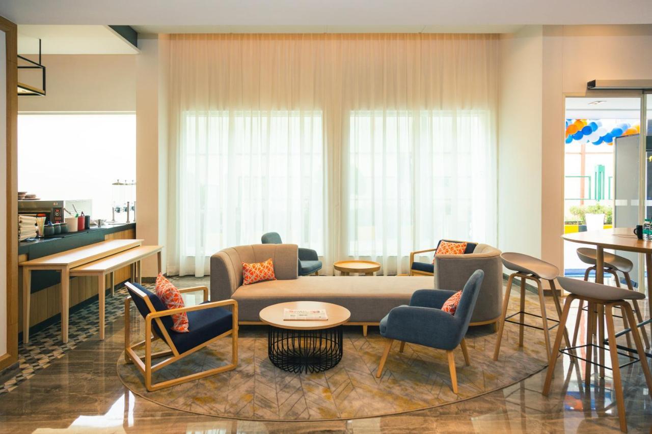Holiday Inn Express Bengaluru Whitefield Itpl By Ihg Kültér fotó